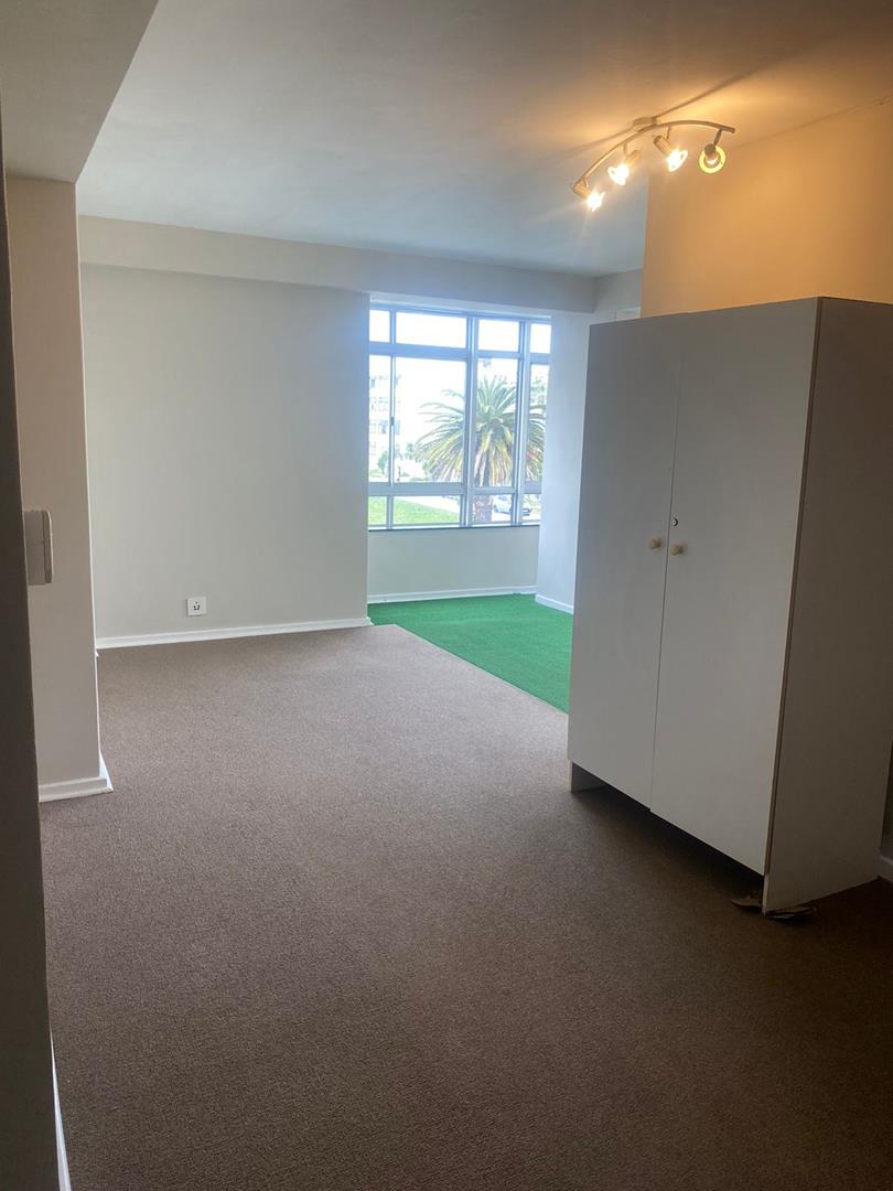 To Let 2 Bedroom Property for Rent in Humewood Eastern Cape